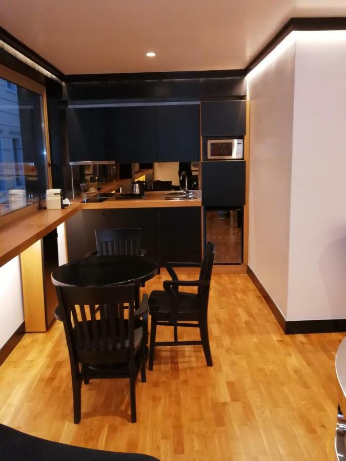 Andromeda Downtown Residence Athènes Extérieur photo