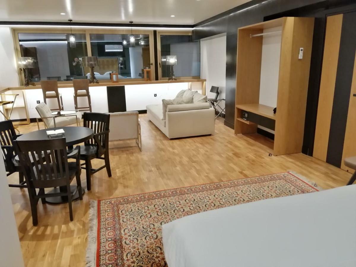 Andromeda Downtown Residence Athènes Extérieur photo