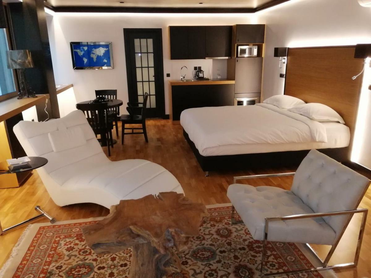 Andromeda Downtown Residence Athènes Extérieur photo