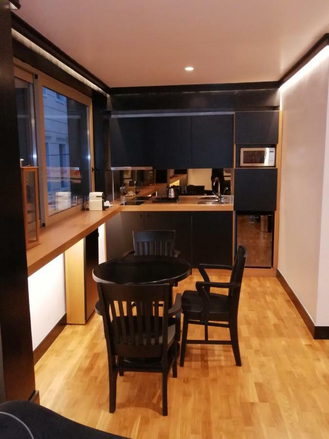 Andromeda Downtown Residence Athènes Extérieur photo