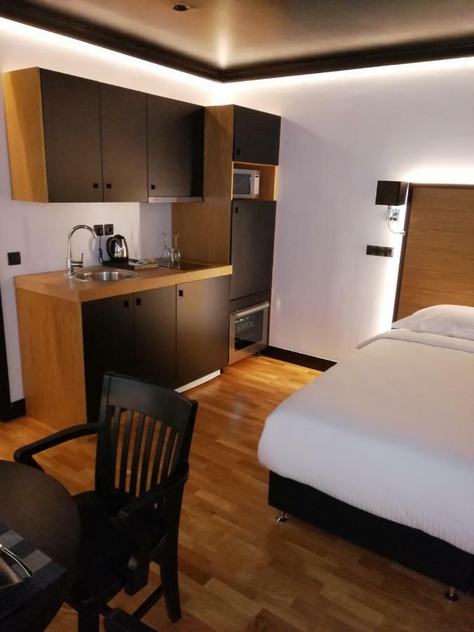 Andromeda Downtown Residence Athènes Extérieur photo